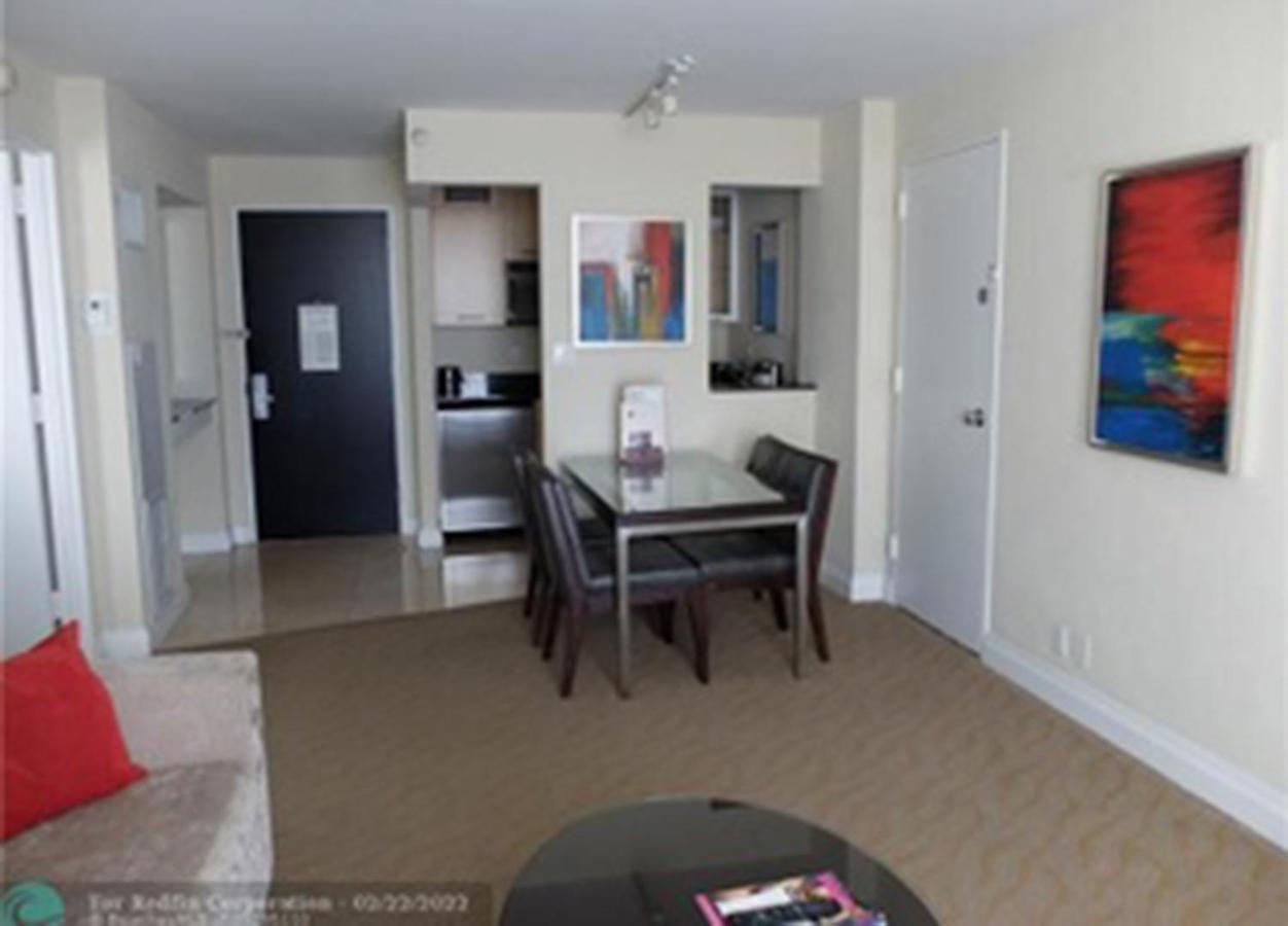 Gallery One - A Doubletree Suites By Hilton Hotel Fort Lauderdale Luaran gambar